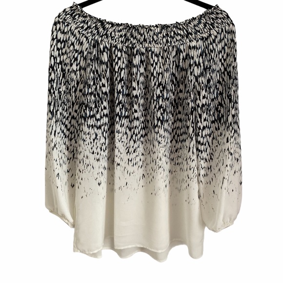 Investments Off-The-Shoulder Top - Picture 1 of 3
